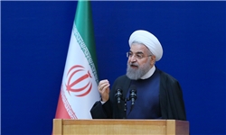 روحانی: تعامل سازنده به معنی لبخند زدن و ناهار خوردن با غربی‌ها نیست 