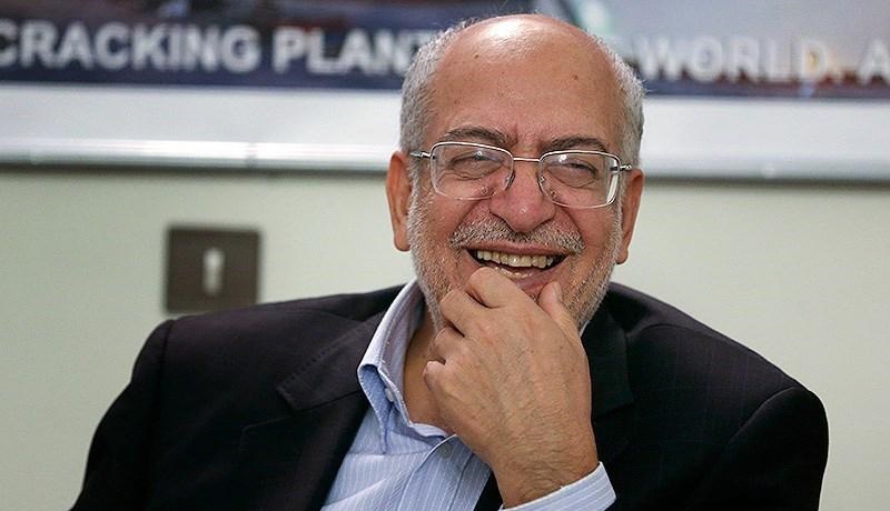 حلقه نیاوران و وزیر هزار میلیاردی همچنان در دولت!