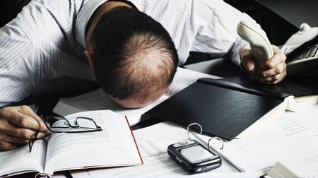 دریافت مدیران و کارمندان بابت «اضافه کاری» بدون اینکه «اضافه‌کاریی» کرده باشند!؟