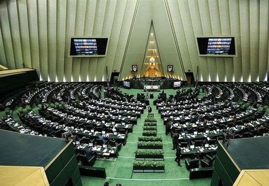 آب در آسیاب جریان‌های مذهبی تفرقه‌انگیز و غیر همسو با انقلاب/ نقدی بر اهداف تعطیلی هشتم ربیع‌الاول 