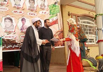 گزارش تصویری از مراسم یادواره 7 تن از شهدای دانش آموز در بندرترکمن