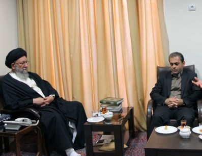 گزارش تصویری ازدیدار نوروزی فرماندار گرگان و هئیت اجرائی انتخابات با آیت الله نورمفیدی + عکس