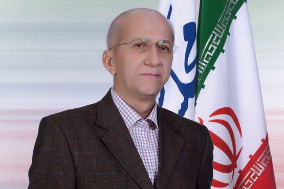 نوباوه: قحط الرجال نداریم/ احمدی نژاد به عنوان یک گزینه رای آور مطرح است/ پایداری‌ها در اصول جلوتر هستند