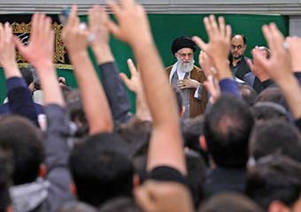 گردهمایی بچه مذهبی‌های دانشگاه/ ماجرای دانشجوی سوری که می‌خواست به‌ دیدن «آقا» برود