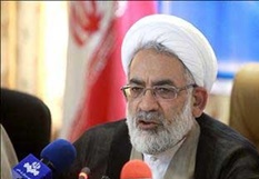 منتظری را به عنوان دادستان کل کشور منصوب شد