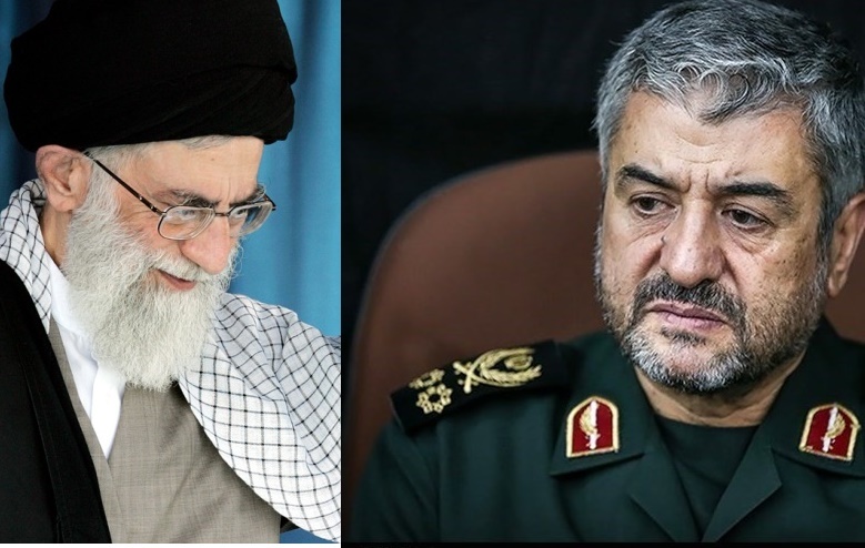 سردارجعفزی:امام خامنهای (مد ظله العالی) چفیه خود را از سخنرانی مصلی در سال 78 و برای مبارزه با تفکر دوم خرداد به گردن انداخت