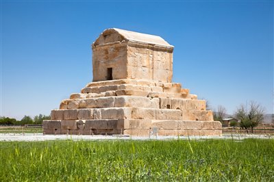 روز کورش یا روز یهود ؟