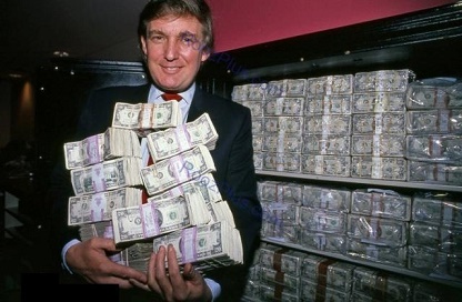 ترامپ و پول‌هایش+عکس 