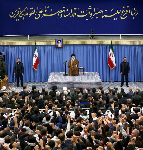 برای نتیجه انتخابات آمریکا نه عزا میگیریم نه شادی میکنیم