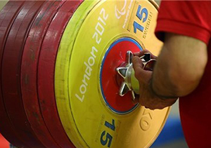 قهرمانی نوجوان گلستانی در مسابقات پاورلیفتینگ کشور 