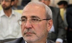 بازنشستگان فولاد به علت عقب افتادن مستمری‌شان پولی برای درمان ندارند