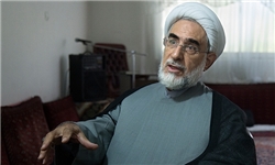 منتجب‌نیا حرف‌های خود درباره حمایت از دولت را پس گرفت؛ پاسخگوی عملکرد دولت نیستیم