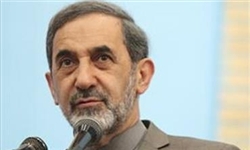 ولایتی درگذشت پدر سردار سلیمانی را تسلیت گفت