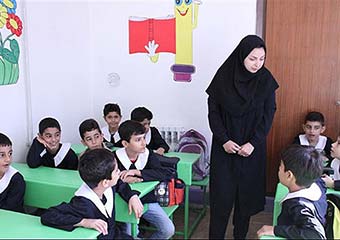 نیروهای حق التدریسی گلستان از استخدامی جا ماندند