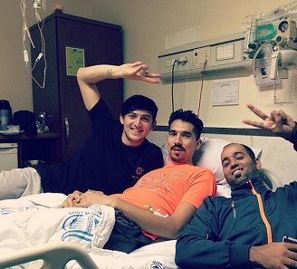 عیادت سردار آزمون از فرهاد قائمی در بیمارستان/ عکس 