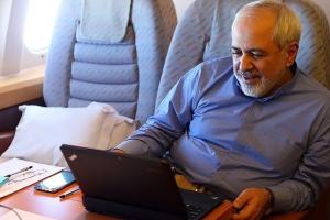 وقتی متهم بجای شاکی مینشیند / آقای ظریف؛ این تصاویر را برای جان کری ایمیل کنید!