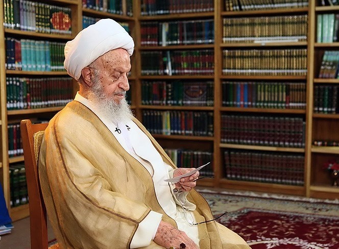 پاسخ مهم آیت‎الله مکارم‌ به سوء‌استفاده‌ از فتوای حجاب 
