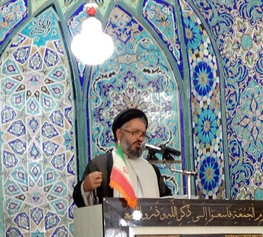 مگر امام جمعه محبوب و انقلابی ما (حاج آقا محمدی ) چه جرمی جز صداقت ، سلامت کار و روحيه  انقلابی و ضد فتنه داشته است?