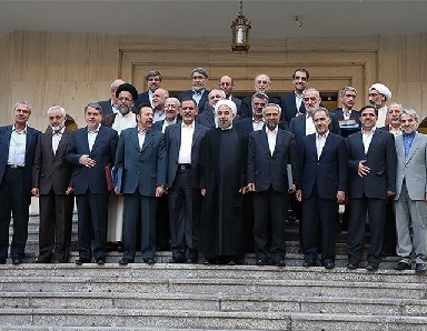 در سکوت دستگاه‌های نظارتی 105/000/000/000/000 تومان فقط یک قلم تخلف دولت راستگویان
