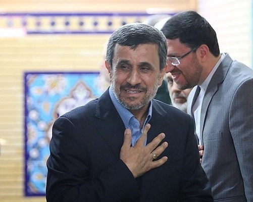 تصاویر/ احمدی نژاد در مراسم سالگرد شهید صیاد