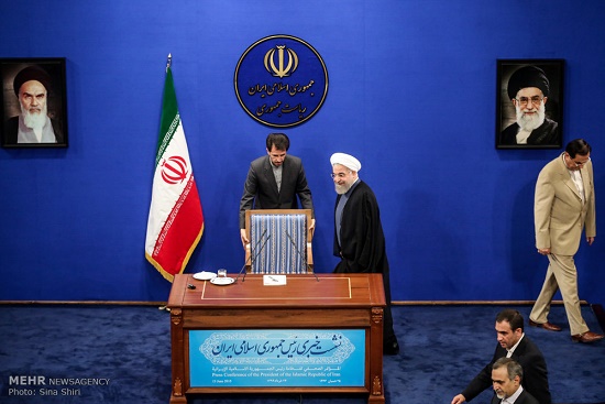 روحانی:خرید هواپیما برای راننده تاکسی هم تأثیر دارد/آنها که رشد اقتصادی ما را نمیبینند عینک بزنند/صدا و سیما زیادی خلاصه می کند/مذاکره دوباره درباره برجام بی معنا است