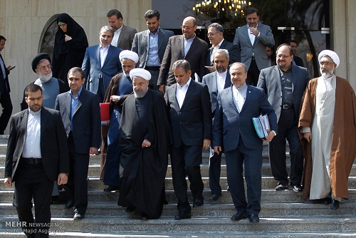  پاکسازی دولت جمهوری اسلامی از اشرافیت و خان‌سالاری نوین و مقابله با تبعیض،رانت‌خواری، زمین‌خواری اصلی‌ترین حقوق شهروندی