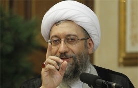 سخنان انتقادی آیت‌الله آملی لاریجانی: در مجلس به من تهمت زدند ولی رئیس مجلس سکوت کرد/ آیا رئیس‌جمهور فقط نسبت به یک طیف خاص وظیفه دارد؟ 