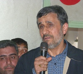 گزارش تصویری از احمدی نژاد در یادمان شهدای طلائیه