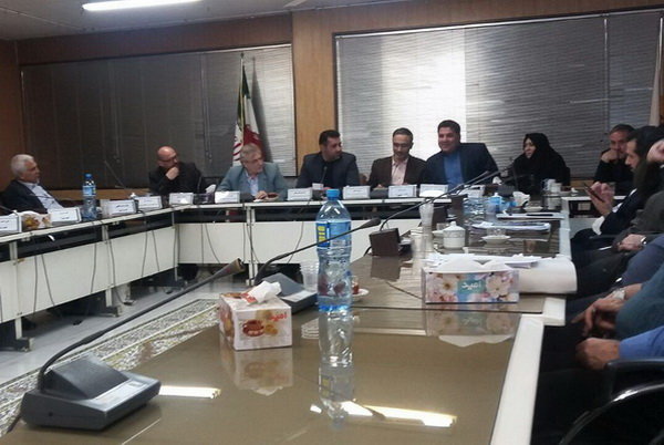 بی اعتنایی برخی اعضا 