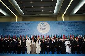 چرا خنجر از پشت به نیروهای انقلابی می زنید؟