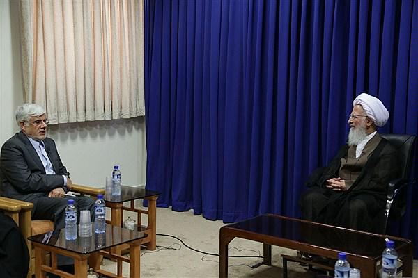 کسی که به بیگانه راه میدهد بیغیرت سیاسی است/ جیب ملتی که میخواهد ایستادگی کند باید پُر باشد