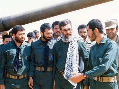  ولادت با سعادت قمر بنی هاشم، حضرت ابوالفضل العباس ع روز جانباز را به محضر سید و مولای جانبازان، حضرت امام خامنه ای (س) تبریک می گوییم
