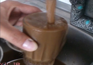 آب شرب قهوهای رنگ روستای وراینه + فیلم