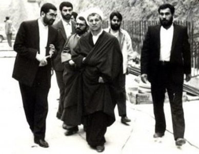 سرنوشت اولین اعتماد تکنوکرا‌ت‌ها به آمریکا/ تلاش‌های ظریف و رفسنجانی برای آزادی گروگان‌های آمریکایی چه عایدی داشت؟+فیلم روایت واسطه‌های غربی معامله ایران و آمریکا 