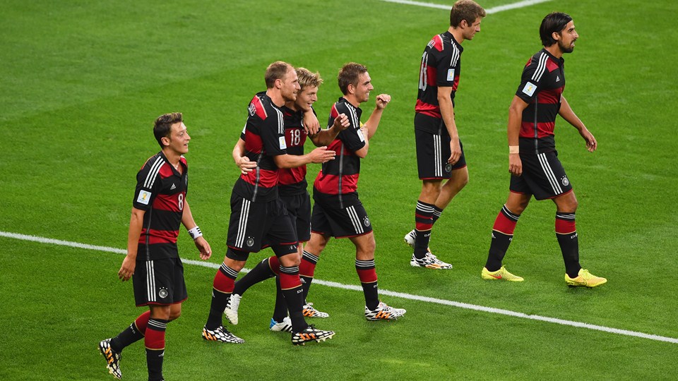  شکست سنگين برزيل و کنايه هاي طنزآميز آن