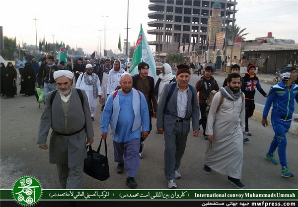 اهل سنت ایران با پای پیاده در راه کربلا+تصاویر