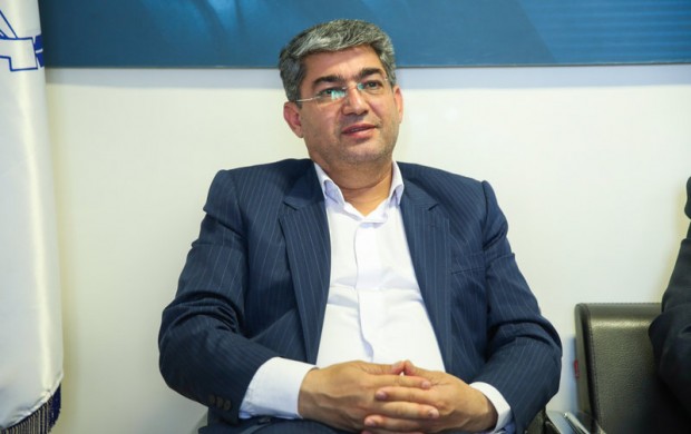 موضع گیری در مورد حقوق های نجومی؛ ممنوع!