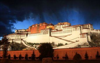 کاخ پوتالا؛ قصری با بیش از یکهزار اتاق+ تصاویر