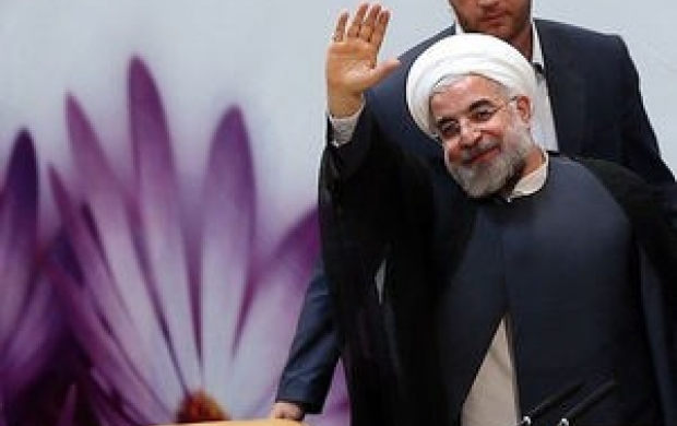 اسراف یا تبلیغات انتخاباتی؟ / حسن روحانی به جای صرفه‌جویی بازهم به مردم پیامک داد سه شنبه ۱ فروردين ۱۳۹۶ ساعت 