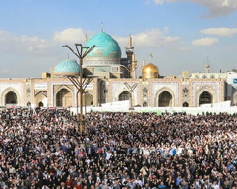 گزارش تصویری/ سخنرانی مقام معظم رهبری در صحن حرم امام رضا (ع)