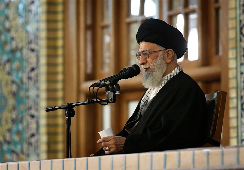 حاشيه هاي خواندنی ازسخنراني رهبر معظم انقلاب در حرم رضوي