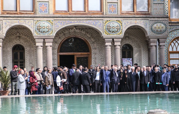 جشن نوروز در نماد اشرافی گری و طاغوت با حضور مقامات دولتی!+عکس