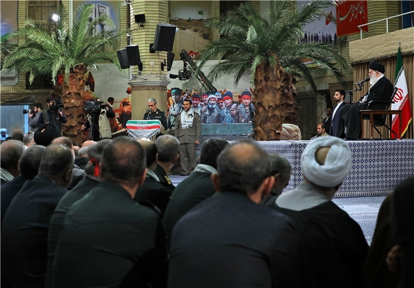 اتفاقی جالب در دیدار صمیمانه راهیان نور با رهبر انقلاب+تصاویر