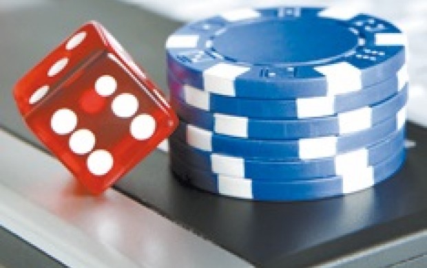 رژه قمارخانه‌هاي آنلاين در روز روشن پيش چشم مسئولان! / همكاري بانك‌ها با قماربازان!