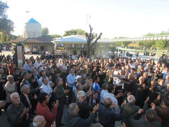 عصر روز گذشته در امامزاده روشن آباد برگزار شد ؛ اجتماع بزرگ استقبال از ماه محرم در کردکوی +تصاویر