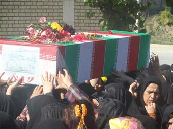 تشییع پیکر شهید گمنام در شهرستان بندرگز + تصویر