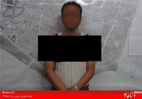 عدالت خواهان گلستان ،سیاست ،حوادث ،اصفهان ،عکس ،تصاویر ،تصوریر ،های ،دستگیری ،بازداشت ،مرد زنما ،ه بهانه اعتراض ،سناریو ،اسیدپاشی ،مرد آرایش کرده ،در اصفهان ،شهر اصفهان ،استان اصفهان ،تصاویری از مرد زن نمای بازداشت شده در اصفهان