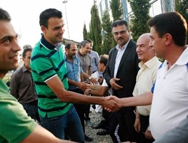 «علی» در جایگاه خبرنگاران / رفقای قلعهنویی برای ورود به جایگاه خبرنگاران آی دی کارت دارند؟