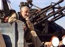 تازهترین تصویر از حاج قاسم سلیمانی در کمین داعشیها