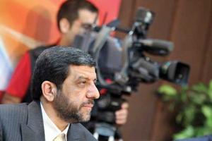 صدا و سیما و شمشیرهایی همواره آخته/مگس هایی که بر روی آنتن تلویزیون می نشینند!